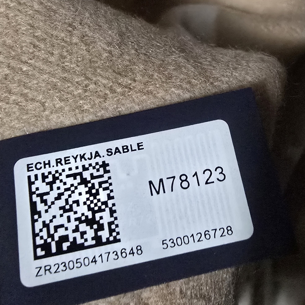 NWT! NEW! AUTHENTICATED LOUIS VUITTON M76067 Reykjavik Scarf SHAWL 100% CASHMERE - Picture 11 of 16